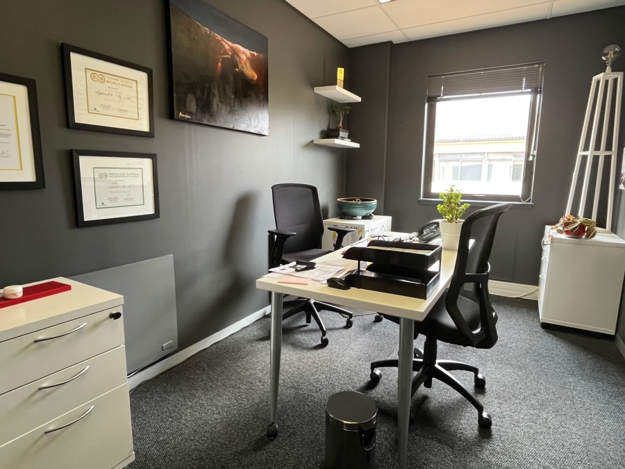 To Let commercial Property for Rent in Kenilworth Western Cape